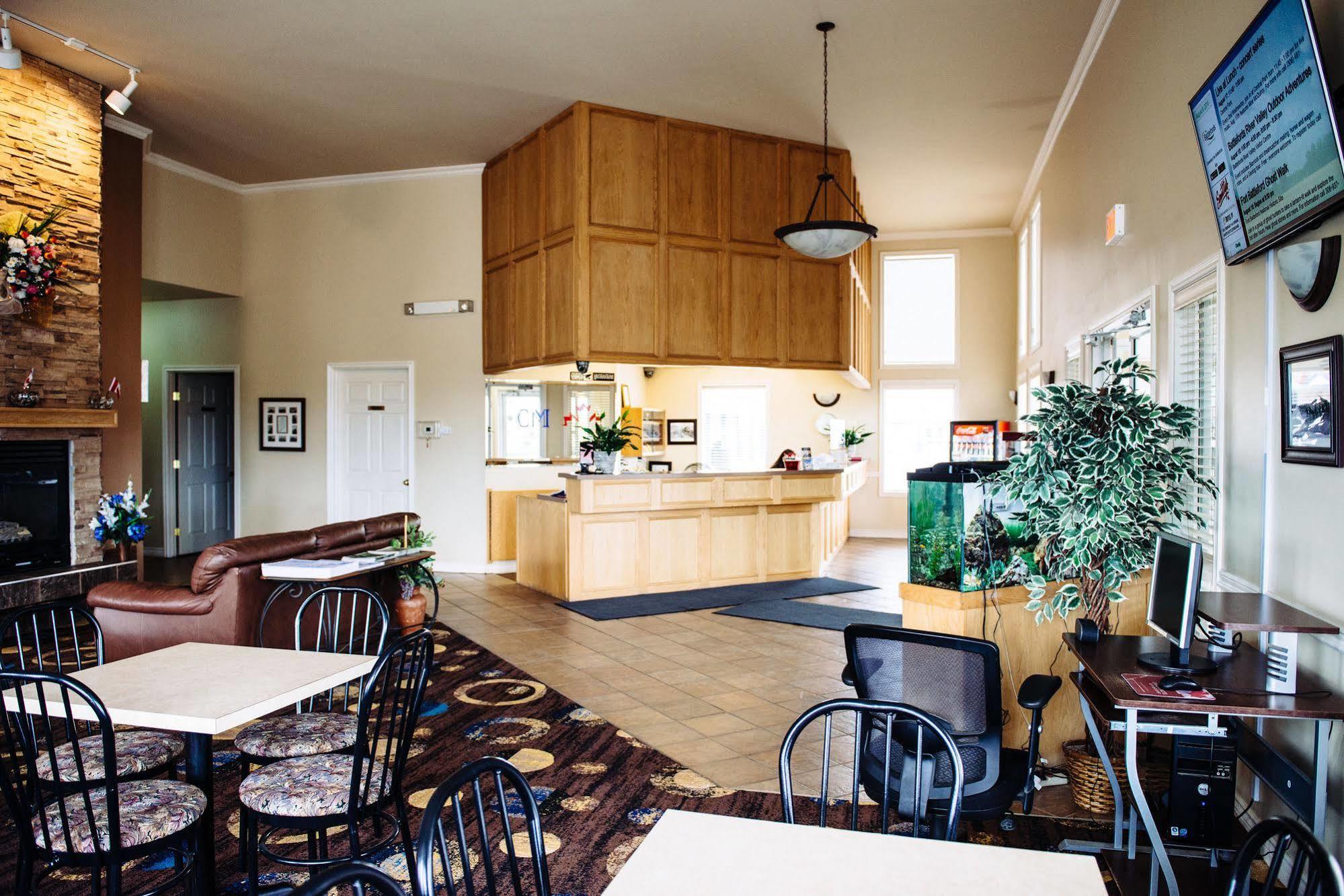 Canadian Motel North Battleford Kültér fotó